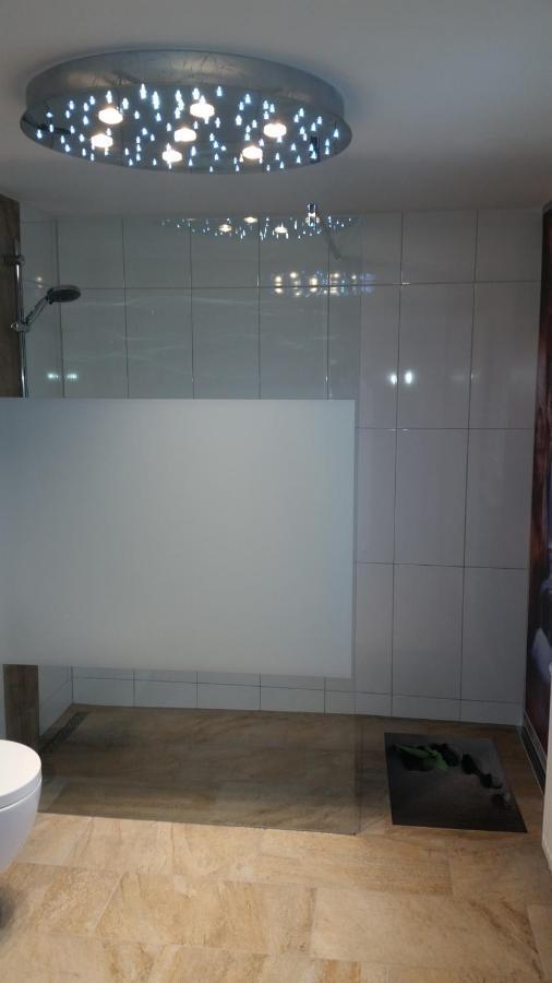 Ferienwohnung Hirmer เซิร์นดอร์ฟ ภายนอก รูปภาพ